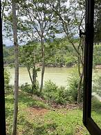 Nam Ou Riverside Hotel & Resort