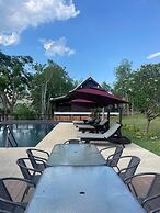 Nam Ou Riverside Hotel & Resort