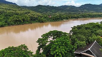 Nam Ou Riverside Hotel & Resort