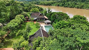 Nam Ou Riverside Hotel & Resort