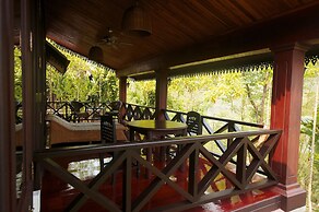 Nam Ou Riverside Hotel & Resort