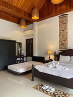 Nam Ou Riverside Hotel & Resort