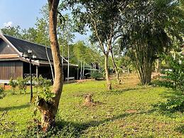 Nam Ou Riverside Hotel & Resort