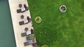 Nam Ou Riverside Hotel & Resort