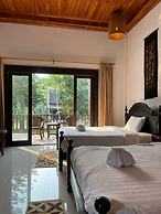 Nam Ou Riverside Hotel & Resort