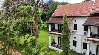 Nam Ou Riverside Hotel & Resort