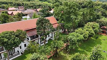 Nam Ou Riverside Hotel & Resort