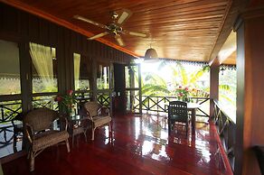 Nam Ou Riverside Hotel & Resort