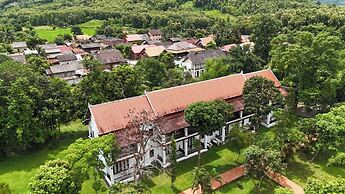 Nam Ou Riverside Hotel & Resort