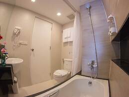 Racha Residence Sri Racha