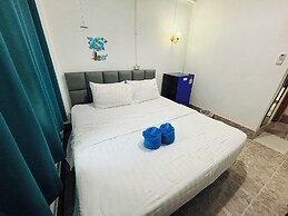 Miss Hong House