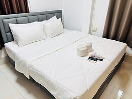 Miss Hong House