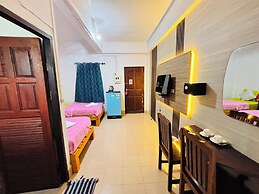 Miss Hong House