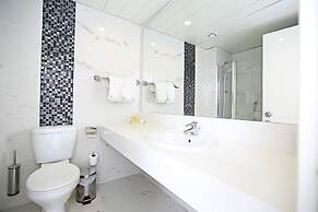 Dome Beach Marina Hotel & Resort