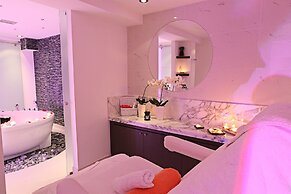 Dome Beach Marina Hotel & Resort