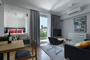 Stradonia Serviced Apartments
