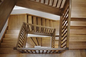 Stradonia Serviced Apartments