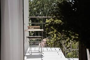 Stradonia Serviced Apartments