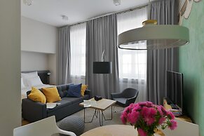 Stradonia Serviced Apartments