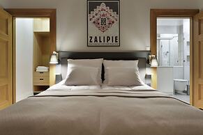 Stradonia Serviced Apartments