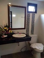 The Seashore Kamala Service Apartment