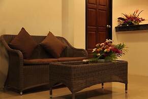 The Seashore Kamala Service Apartment