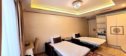 Hotel Emirhan Palace