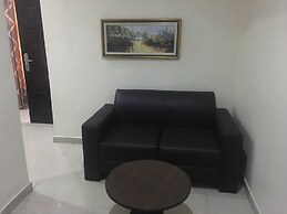 Mayors & Diplomat Suites Opebi