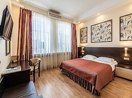 Vintage Hotel