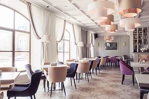 Vintage Hotel