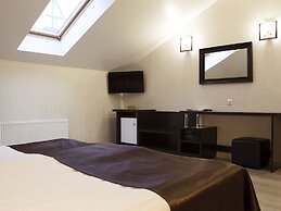 Vintage Hotel