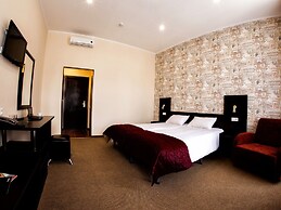 Vintage Hotel