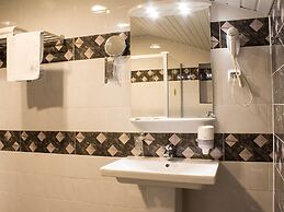Vintage Hotel