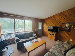 Sunny Point Resort Cottages and Inn