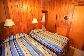 Sunny Point Resort Cottages and Inn