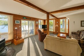 Sunny Point Resort Cottages and Inn