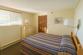 Sunny Point Resort Cottages and Inn