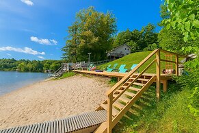 Sunny Point Resort Cottages and Inn