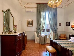 Palazzo De Castro
