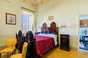 Palazzo De Castro
