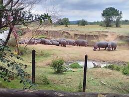 Mara River Lodge