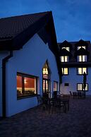 Hotel Vír