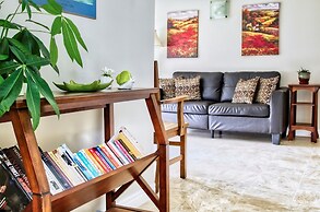 Shamrock Suites