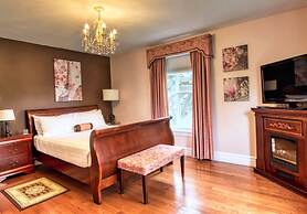 Shamrock Suites