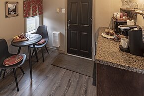 Shamrock Suites