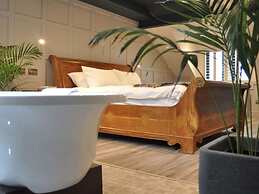 Quinlan & Cooke Boutique Townhouse