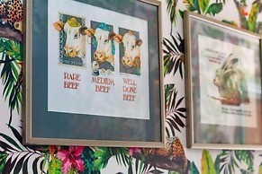 Quinlan & Cooke Boutique Townhouse