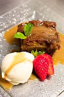 Quinlan & Cooke Boutique Townhouse