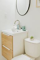 Naramata Courtyard Suites