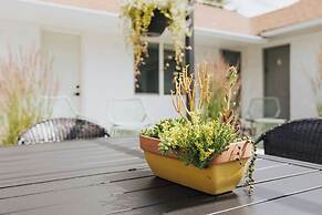 Naramata Courtyard Suites